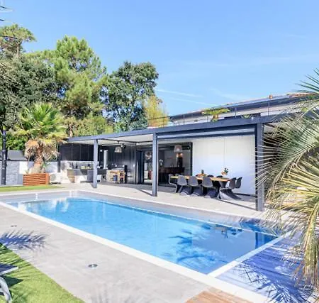 Villa A 400 M De La Plage, Piscine Chauffee *