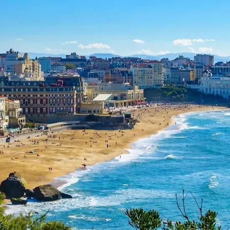 à 400 M De La Plage, Piscine Chauffée Villa *